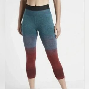 Athleta Relay Capri Leggings. Size M
